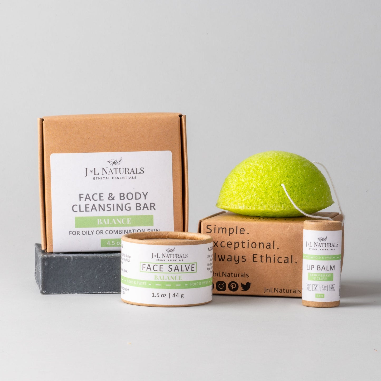 Kit Regimen Essenziale per la Pelle (Set da 4 Pezzi)