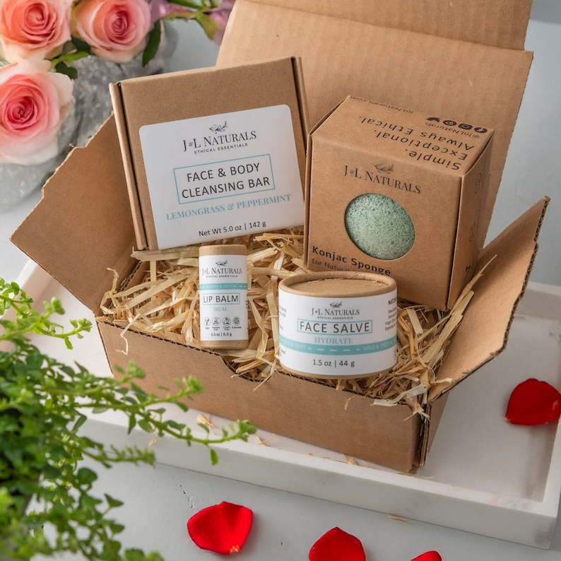 Kit Regimen Essenziale per la Pelle (Set da 4 Pezzi)