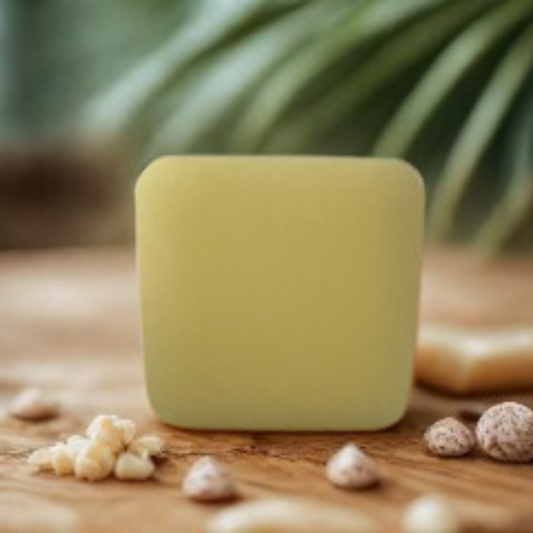 🌿✨ Sapone Artigianale “Delizia al Burro di Karité”