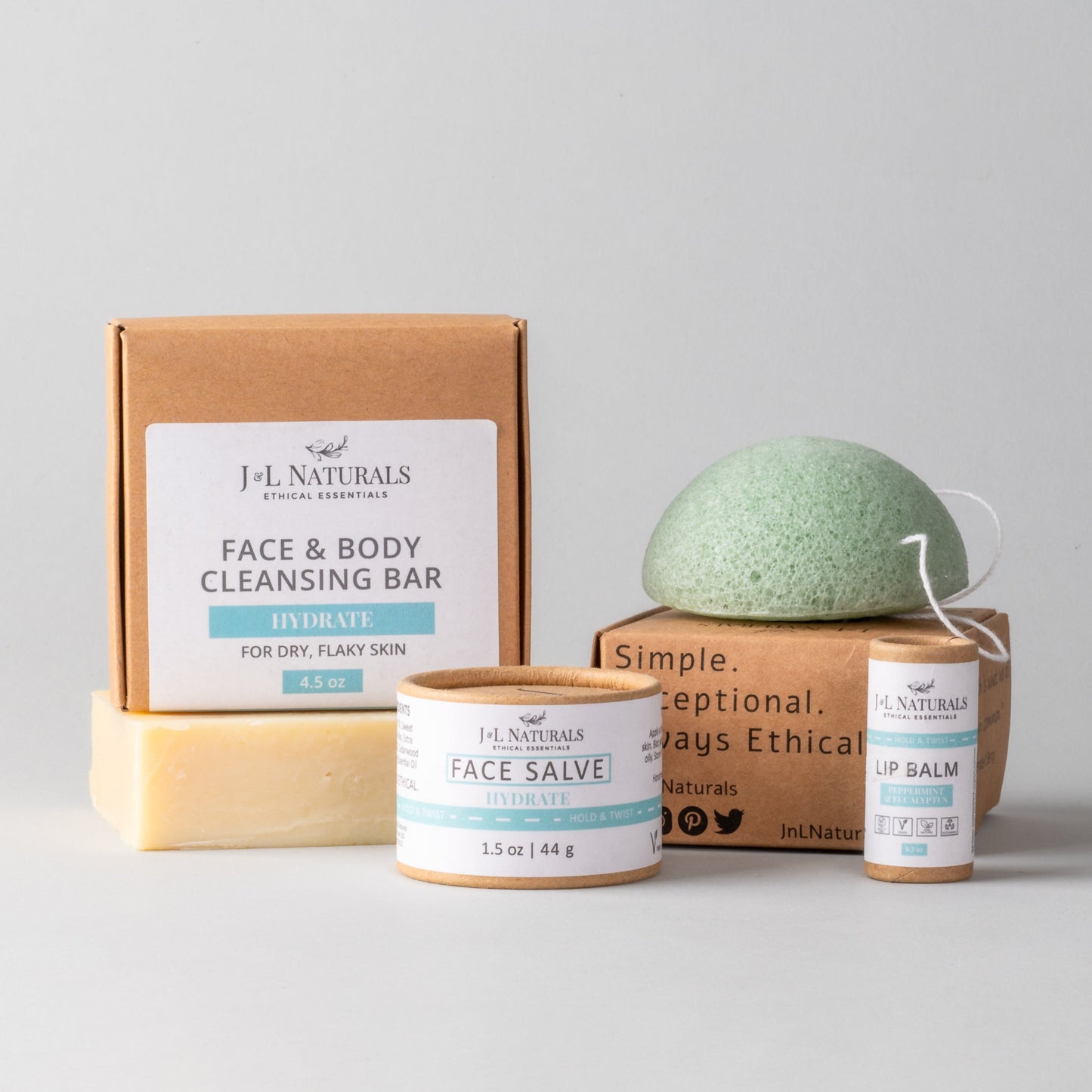 Kit Regimen Essenziale per la Pelle (Set da 4 Pezzi)